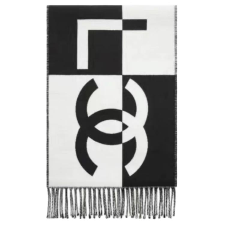CHANEL 1986 1988 Logo intarsia Scarf