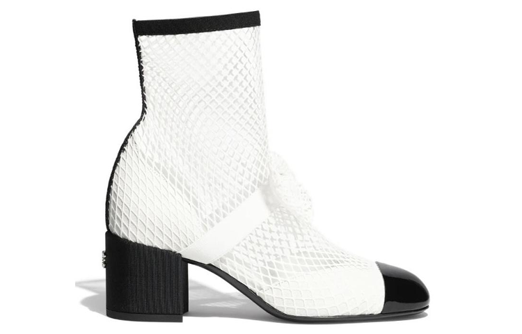 CHANEL Resille 90mm Mary Janes White Black Patent Calfskin