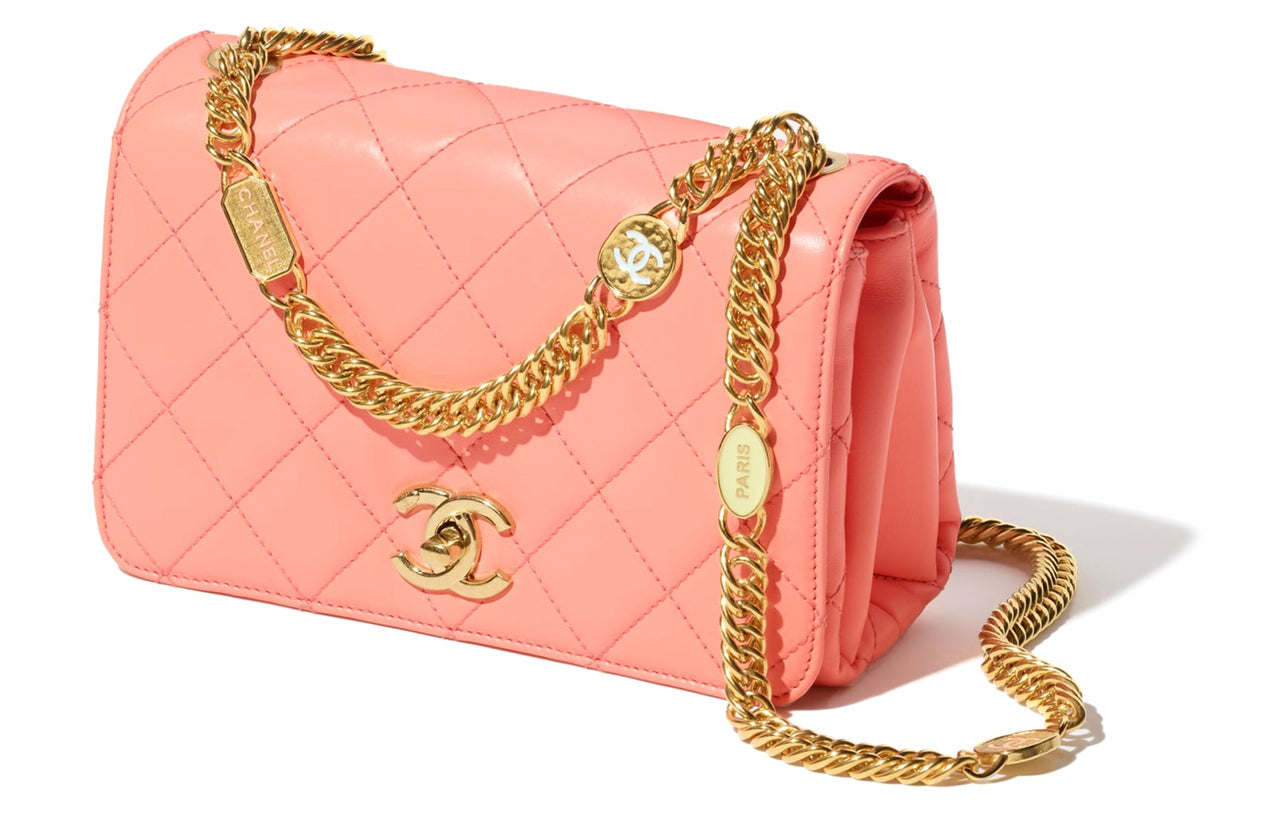 CHANEL Shoulder Bags