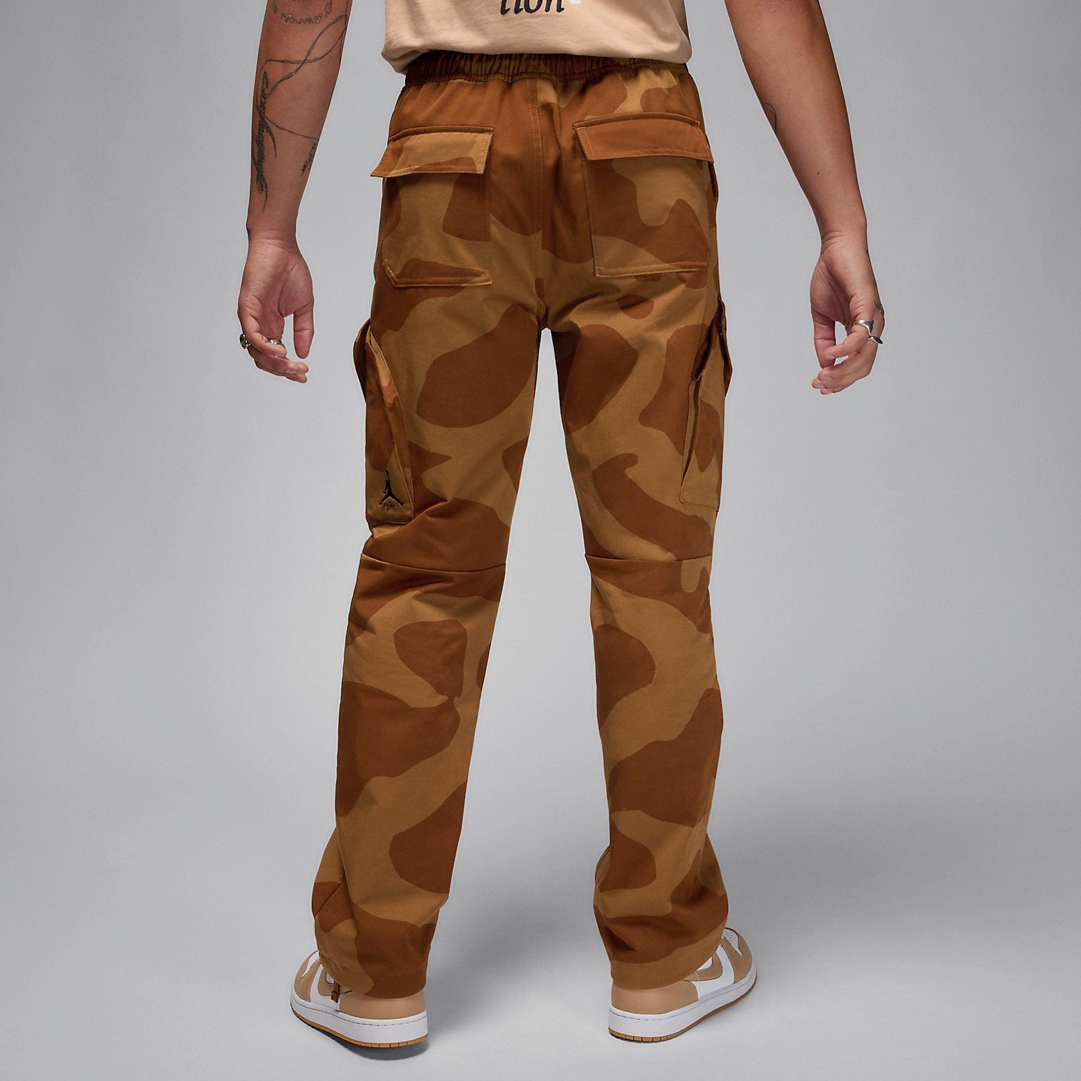Air Jordan Essentials Chicago Pants 'Brown' FD7455-270