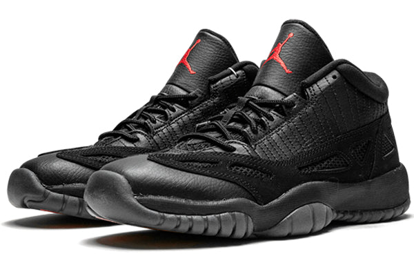 (GS) Air Jordan 11 Retro Low IE 'Referee' 768873-003