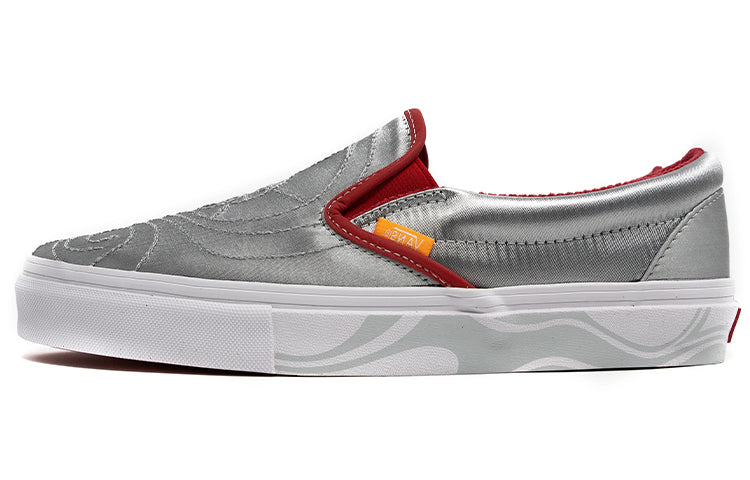 Vans Sole Classics x Classic Slip-On LX 'We Come in Peace' VN0A38FJT3J