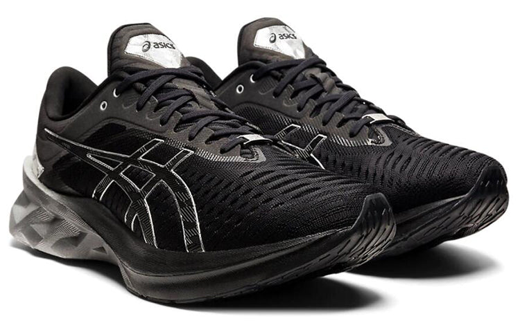 ASICS Novablast 'Black Pure Silver' 1011B157-001