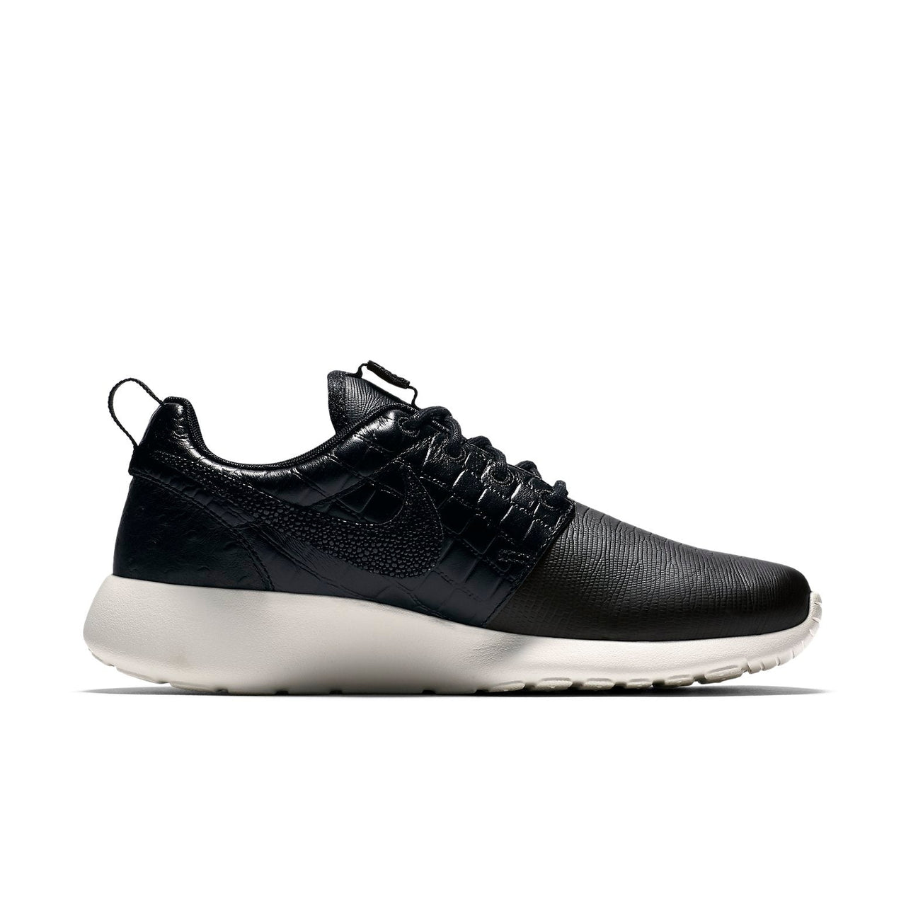 (WMNS) Nike Roshe One LX 'Black Ivory' 881202-001