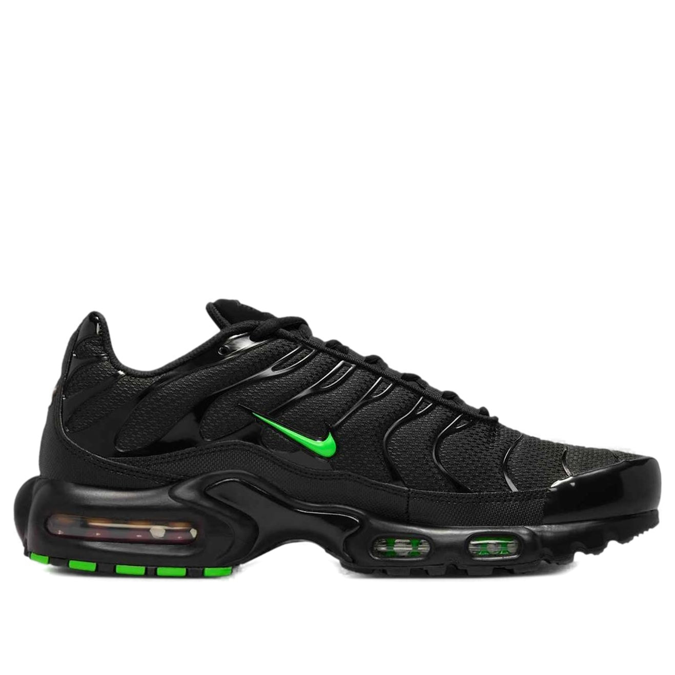 Nike Air Max Plus 'Black Green Strike' DM0032-024