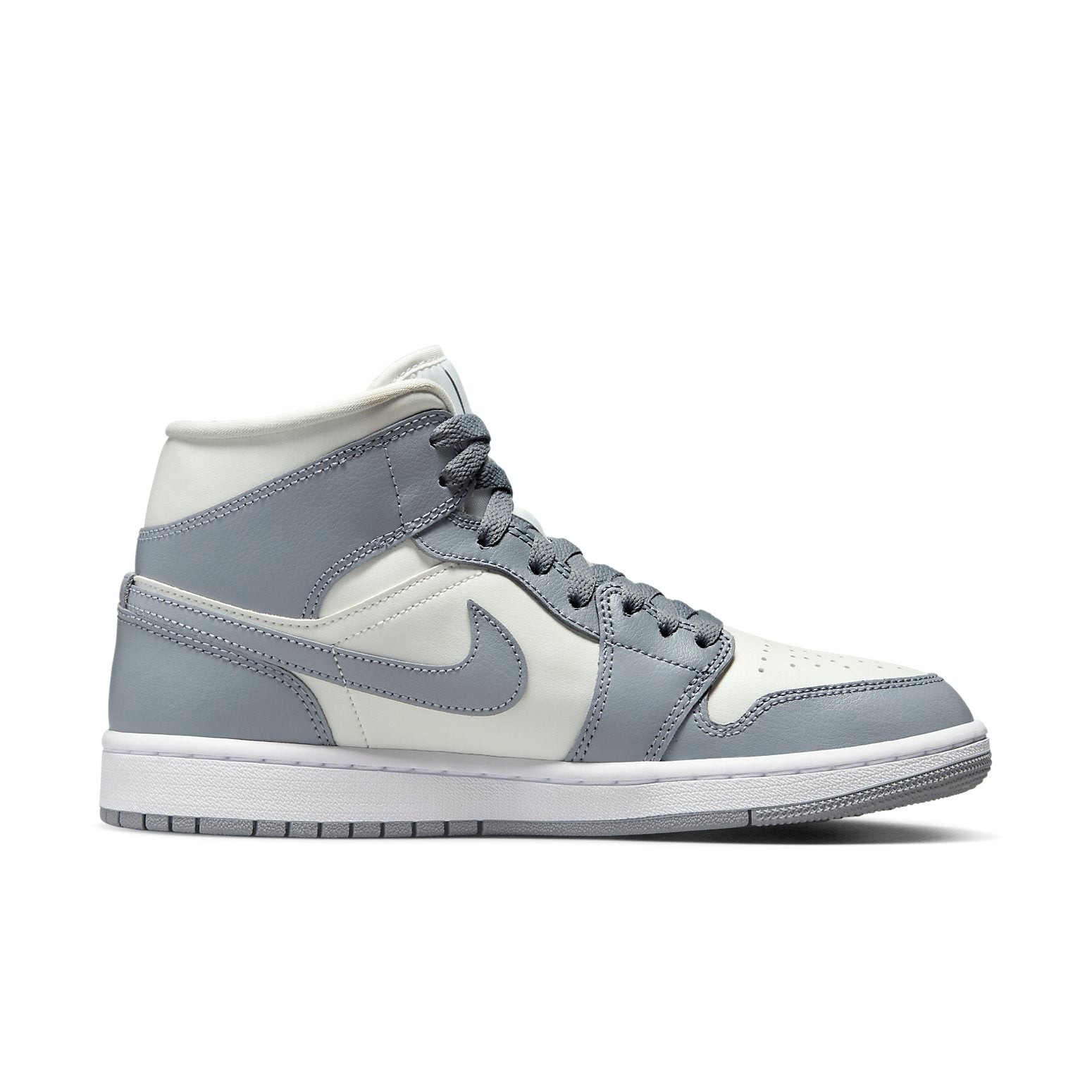 (WMNS) Air Jordan 1 Mid 'Stealth' BQ6472-115