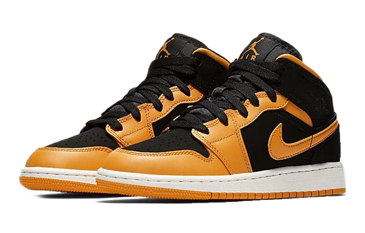 (GS) Air Jordan 1 Mid 'Black Orange Peel White' 554725-081