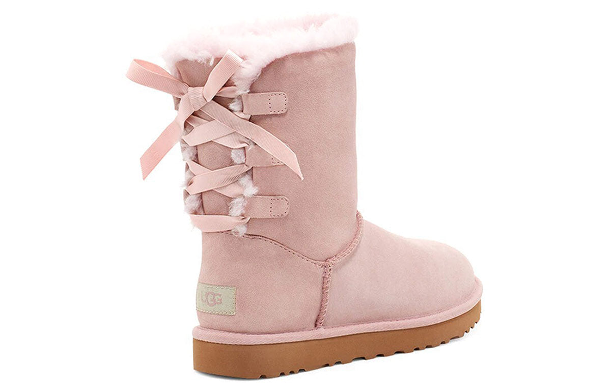 (WMNS) UGG Short Bow Stiefel Snow Boots crystal Pink 1110706-PCRY