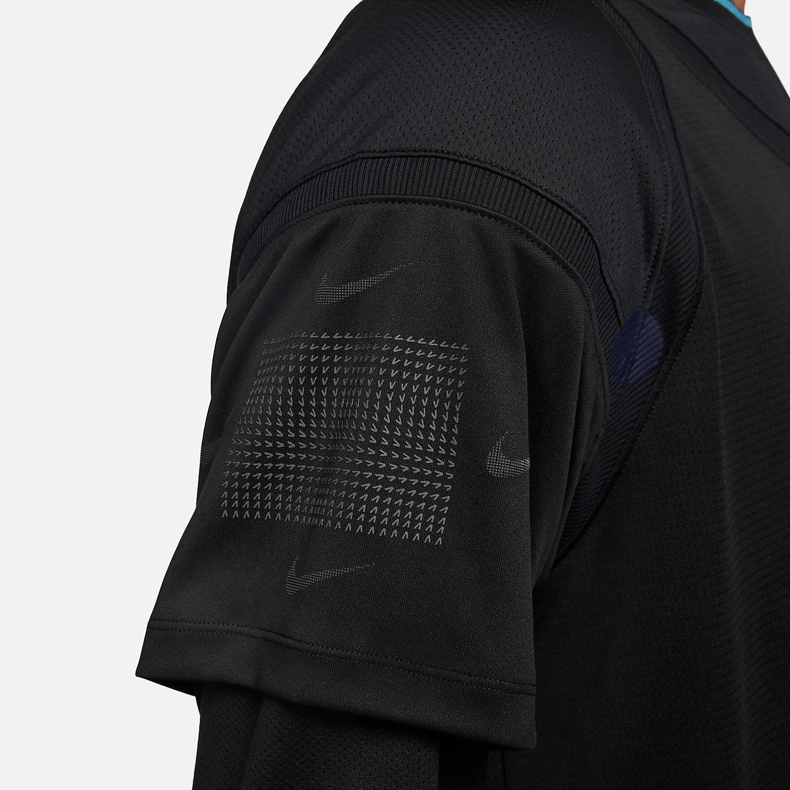 Nike ISPA Long Sleeve T-Shirt Asia Sizing 'Black' FB2706-010