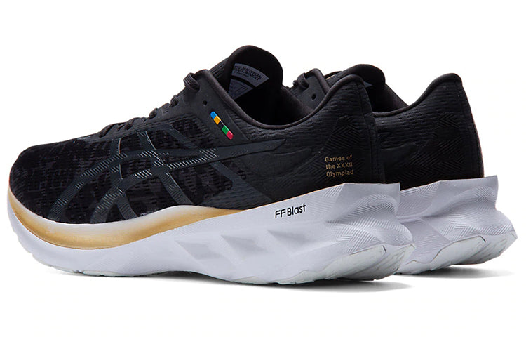 ASICS Novablast 'Black' 1011A934-001
