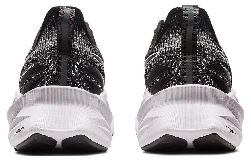 (WMNS) ASICS Novablast 3 LE 'White Black' 1012B410-100