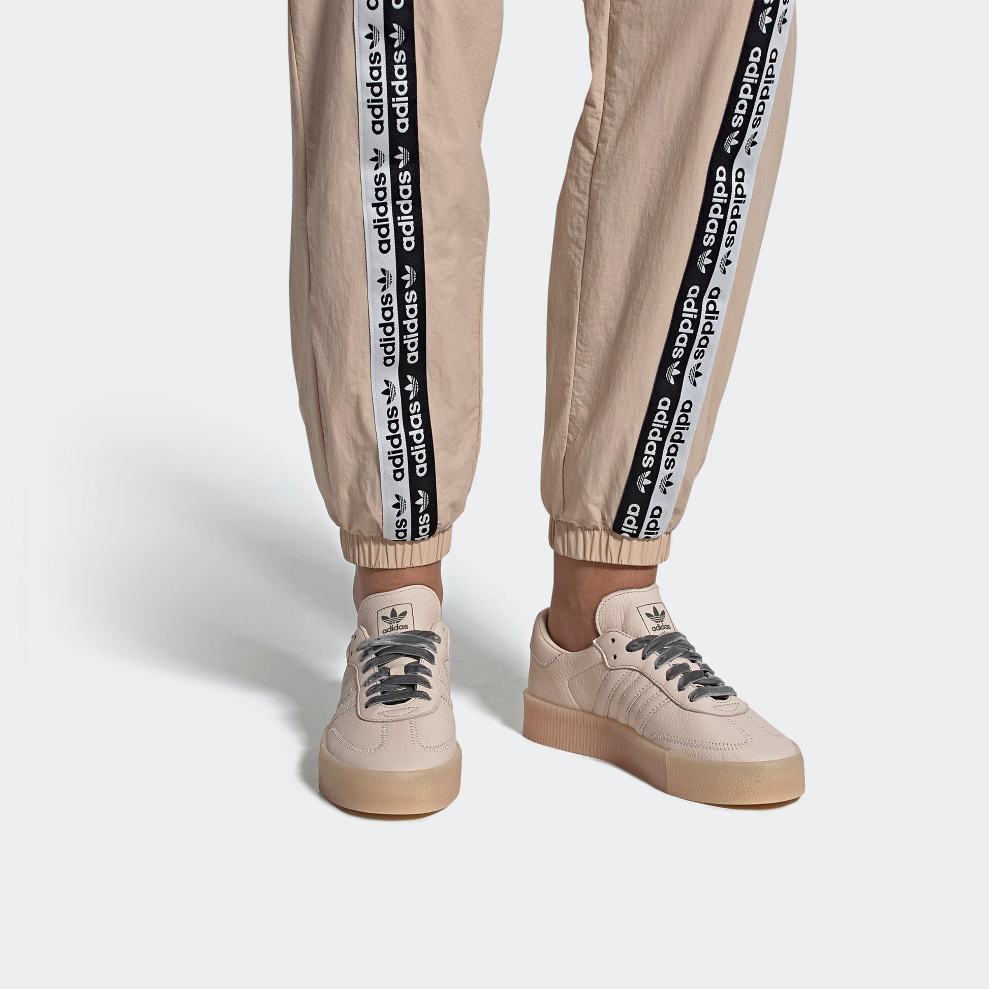 (WMNS) adidas Sambarose 'Brown' EF4970