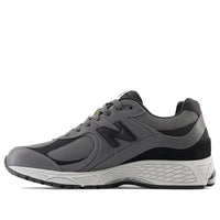 New Balance 2002R 'Vintage Leather Pack - Grey' M2002RVG