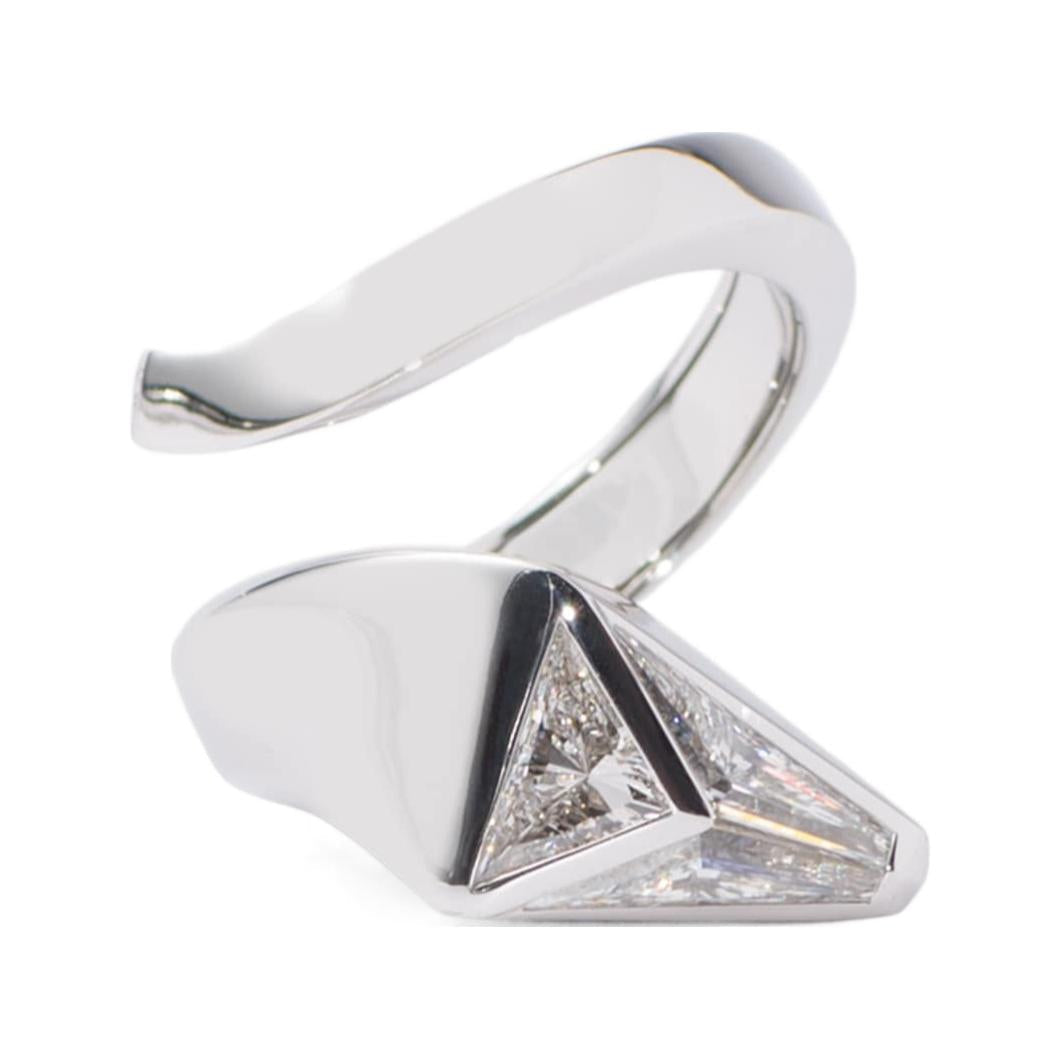 PRADA 750 White Gold 18 Ct Diamond Rings Women's Silver