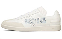 DIOR B01 Daniel Arsham Logo