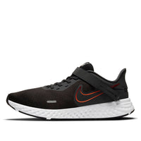 Nike Revolution 5 FlyEase 'Black White Orange' BQ3211-011