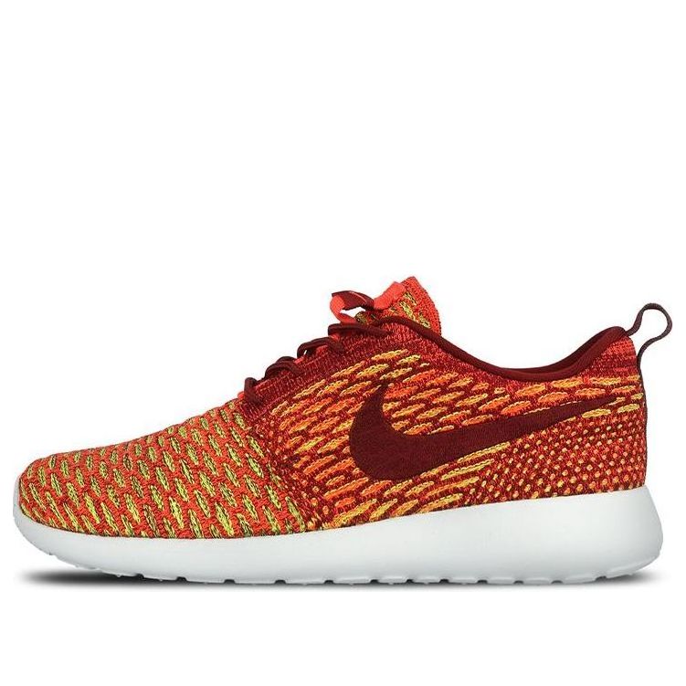 (WMNS) Nike Roshe One Flyknit 'Team Red Crimson' 704927-600